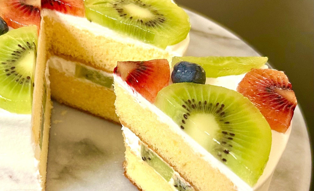new】「フルーツのショートケーキ」しっとりとしたスポンジで
