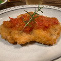 サクッとできる１品料理～鶏むね肉のカツレツ　トマトソース～