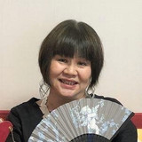 中野　登美子