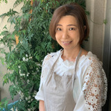 尾関　由美