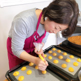 TAKAKI YUMI