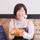 新井夏希