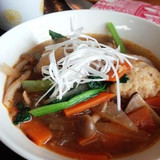 鶏団子のピリ辛スープ