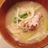 身体の芯から温まる「豆乳みそ汁」（しょうがみりん