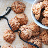 バレンタインに沢山作ろう！ココナッツロシェ