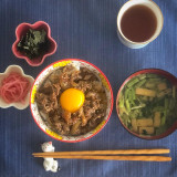 ダブル麹のやわらか牛丼