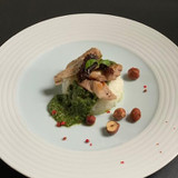 ジェノベーゼライスの豚肉・プルーン乗せ