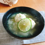 鶏団子とたたき山芋の汁