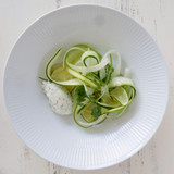 ハーブ入りのチーズクリームで夏野菜を