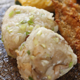 もっちりきのこご飯