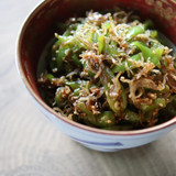 福耳唐辛子と雑魚の炒め物