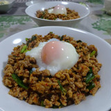 旨辛味噌のひき肉丼～自家製キムチの素の応用～
