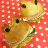 可愛いカエルバーガー♪