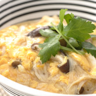 ゆばときのこの卵とじ丼