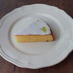 ガトーナンテ　ほんのりラム酒と爽やかなレモン風味です