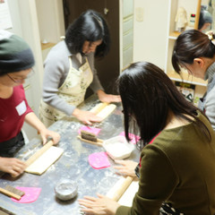 折り込み作業中！