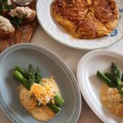 ４−5月開催オンラインレッスンで作ったパンとお料理です。