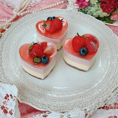 ストロベリーとホワイトチョコレートのムース