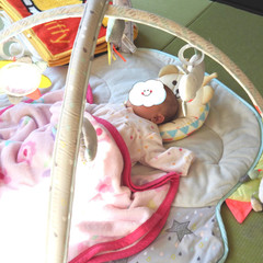 赤ちゃんはねんねでの参加もOK。私も癒される時間です♡