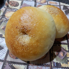 定番の「あんぱん」食べるとほっこりします^^