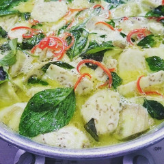 表参道でペーストから作るグリーンカレーレッスン