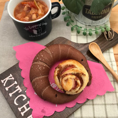 試食パンは講師作の焼きたてパンです。