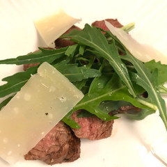 牛肉のタリアータ