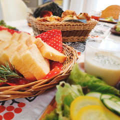 レッスン後はご試食にサラダやスープをサービスしております♪