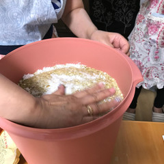 投げつけた後は塩蓋をします。