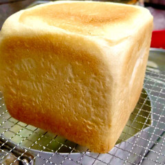 生徒さんの作品です。湯種入り角食パン1斤