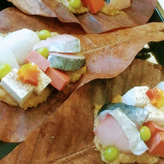 11月　朴葉焼き　葱味噌に海の幸山の幸