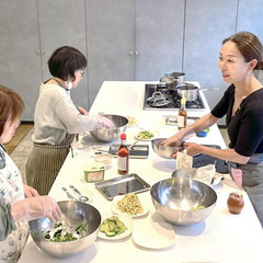 rin先生の「韓国調味料と3種の発酵ナムル」レッスンの様子