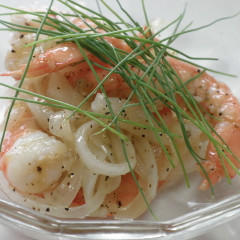 大阪産新たまねぎと海老のオリーブオイルマリネ
