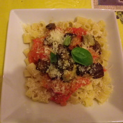パスタ　アッラ　ノルマ Pasta alla Norma