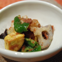 いろいろ野菜の梅おかか和え