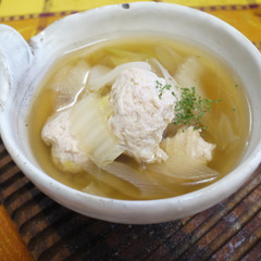 中華鶏団子スープ
