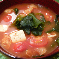 トマトの味噌汁