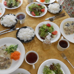 鶏肉とキノコの豆乳フリカッセ