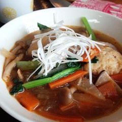 鶏団子のピリ辛スープ