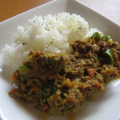 サバ缶のドライカレー