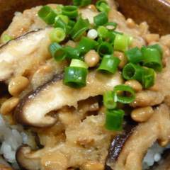 納豆きのこおろし丼