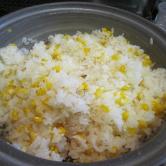 旬のトウモロコシご飯