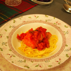ロールキャベツの手打ちパスタ添え