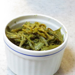 おつまみカレー煮干し