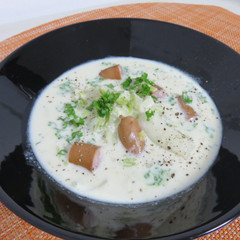 パスタのふりしたお餅入り♪白菜のクリームスープ