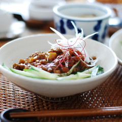 1.中華パーティーLABO<ジャージャー麺>