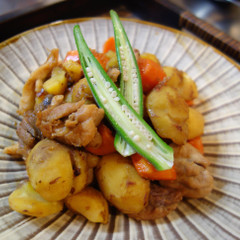 元気になる　栗と鶏もも肉の薬膳うま煮