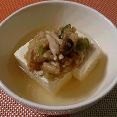 シンプルな湯豆腐