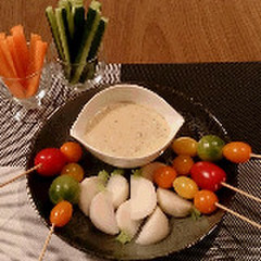 彩り野菜とバニャーカウダソース