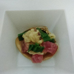 まぐろとうるいの酢味噌和え